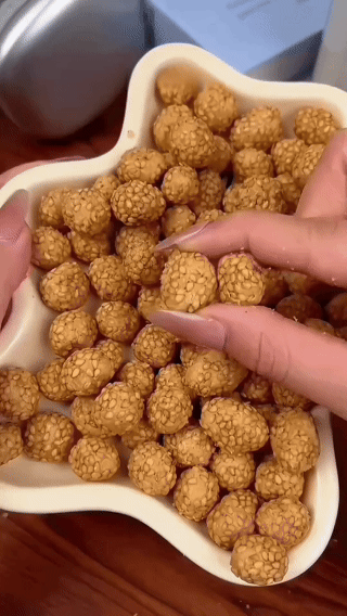 Cacahuetes de ñame bañados en sésamo. Sabor original